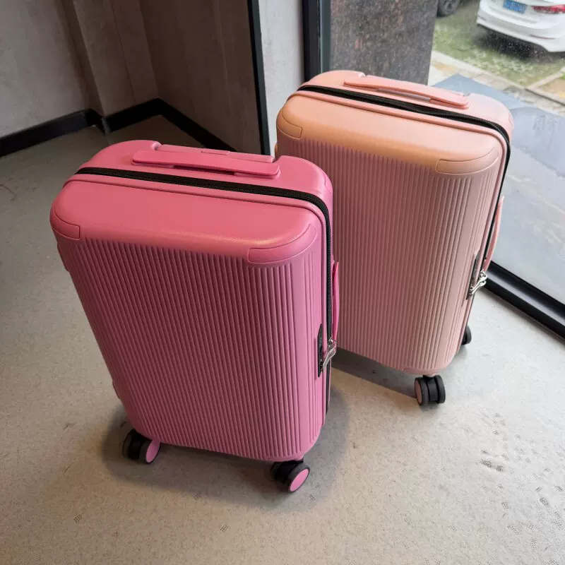 Cabin Size Lightweight Travel Trolley - 20 inçlik tekerlekli valiz, 28 inçlik
